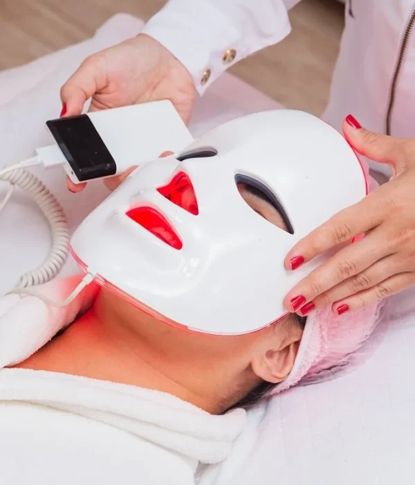 mascara-led-facial